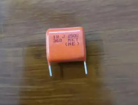 電容 電容